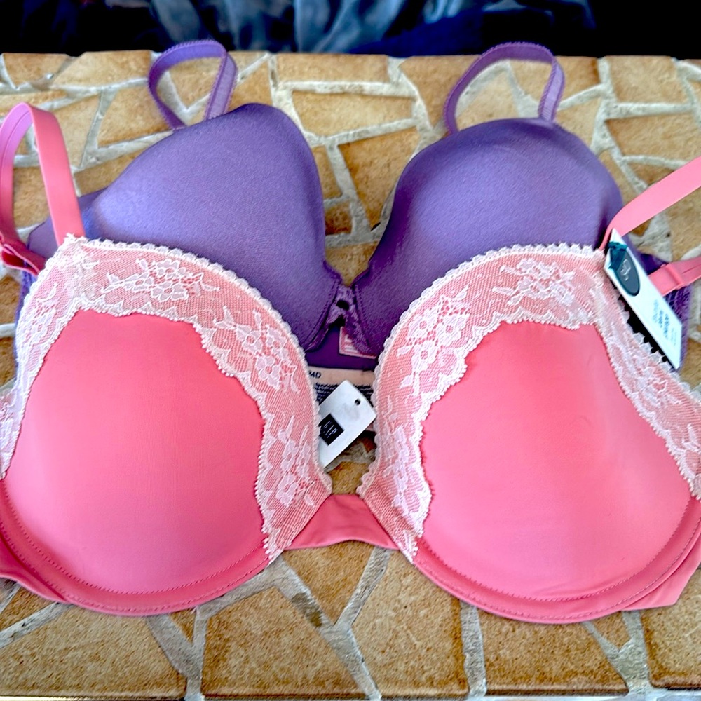 Victoria’s Secret and Gap Body bras